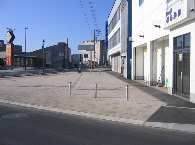 まちなみ整備工事（広場整備）